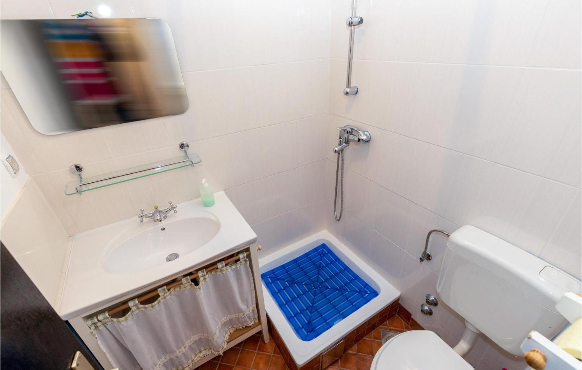 Nice Apartment In Jadranovo With Kitchen מראה חיצוני תמונה