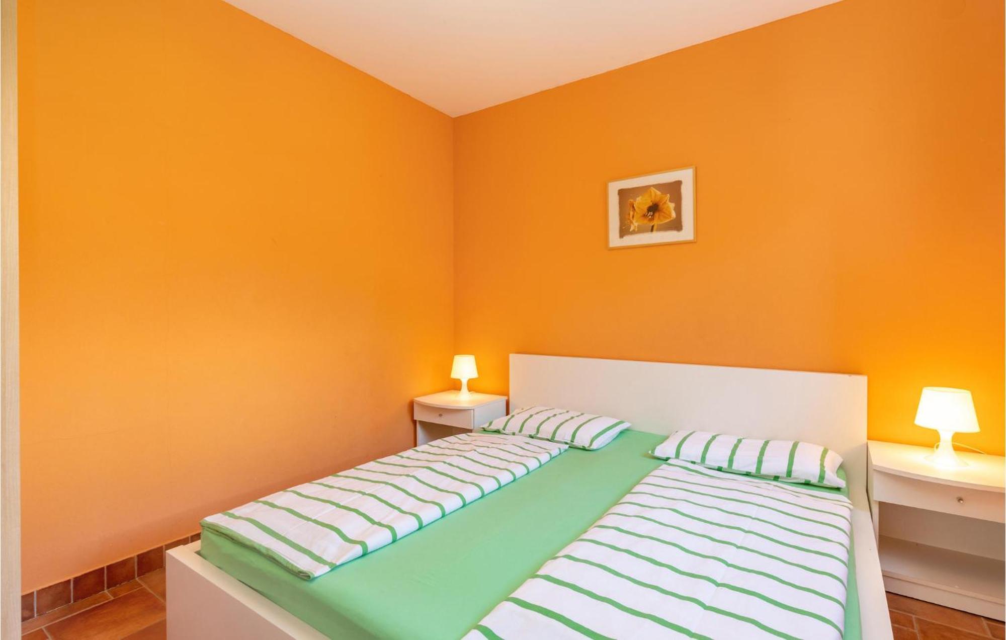Nice Apartment In Jadranovo With Kitchen מראה חיצוני תמונה